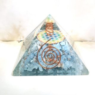 Pirâmide Orgonite Angelita 9×9